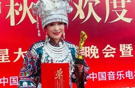 世界华人原创音乐家协会副主席谢士萍：聘为《鼓词书院》